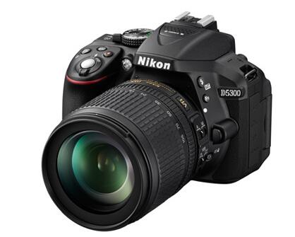 图:入门级单反配上3000、8000、12000元等级的镜头反配上3000、8000、12000元等级的镜头会怎样