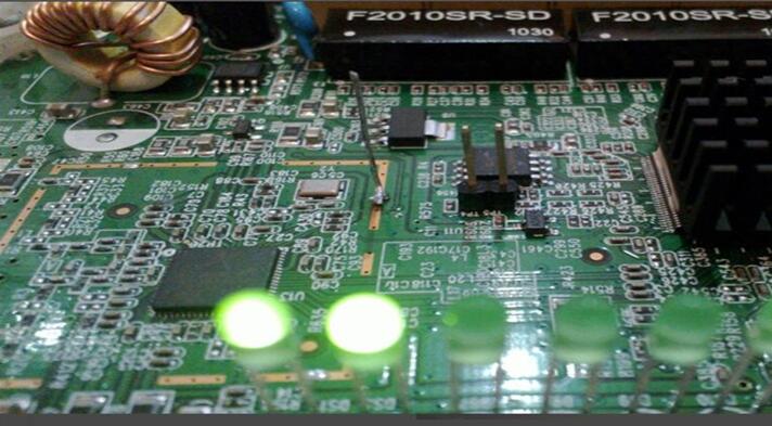 ͼTP-LINK WR740N V3/V4· TTL