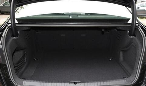 图:奥迪A6Lvs宝马5系:怎么选择